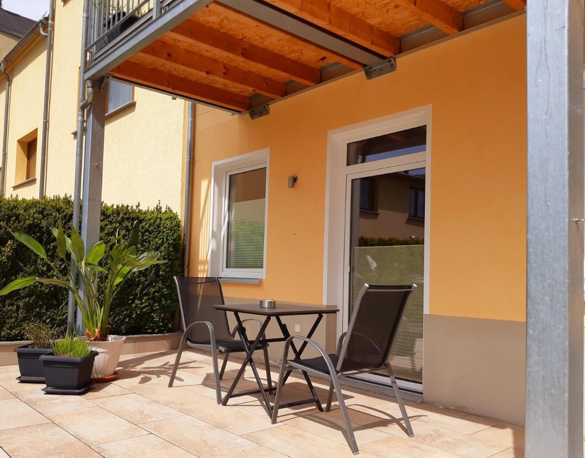 Stadtoase Geraeumige Gaestewohnungen Mit Balkon, Komfort, Modernitaet Und Ruhe, Fuer Monteure Geeignet, Free Wifi Frankenberg Exterior photo